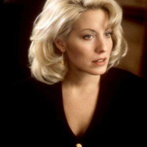 Beyond the Spotlight: Linda Kozlowski’s Journey from Hollywood Fame to Moroccan Freedom