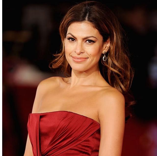 Eva Mendes: From Hollywood Spotlight to Entrepreneurial Powerhouse